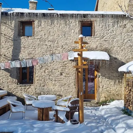 Gite Chalet Proche Font-Romeu Jardin Sauna 10 Pers Targassonne