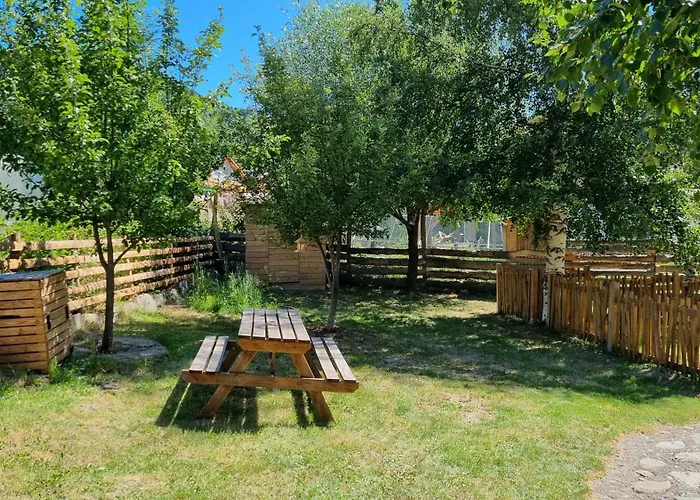 Prázdninový dům Gite Chalet Proche Font-Romeu Jardin Sauna 10 Pers Targassonne